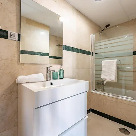 Unique Charming In The Heart Of Apartament Malaga